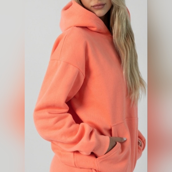 Comfrt Tops - Comfrt Signature Heavyweight Hoodie Coral Pink Unisex 3XL EUC Oversized Luxury